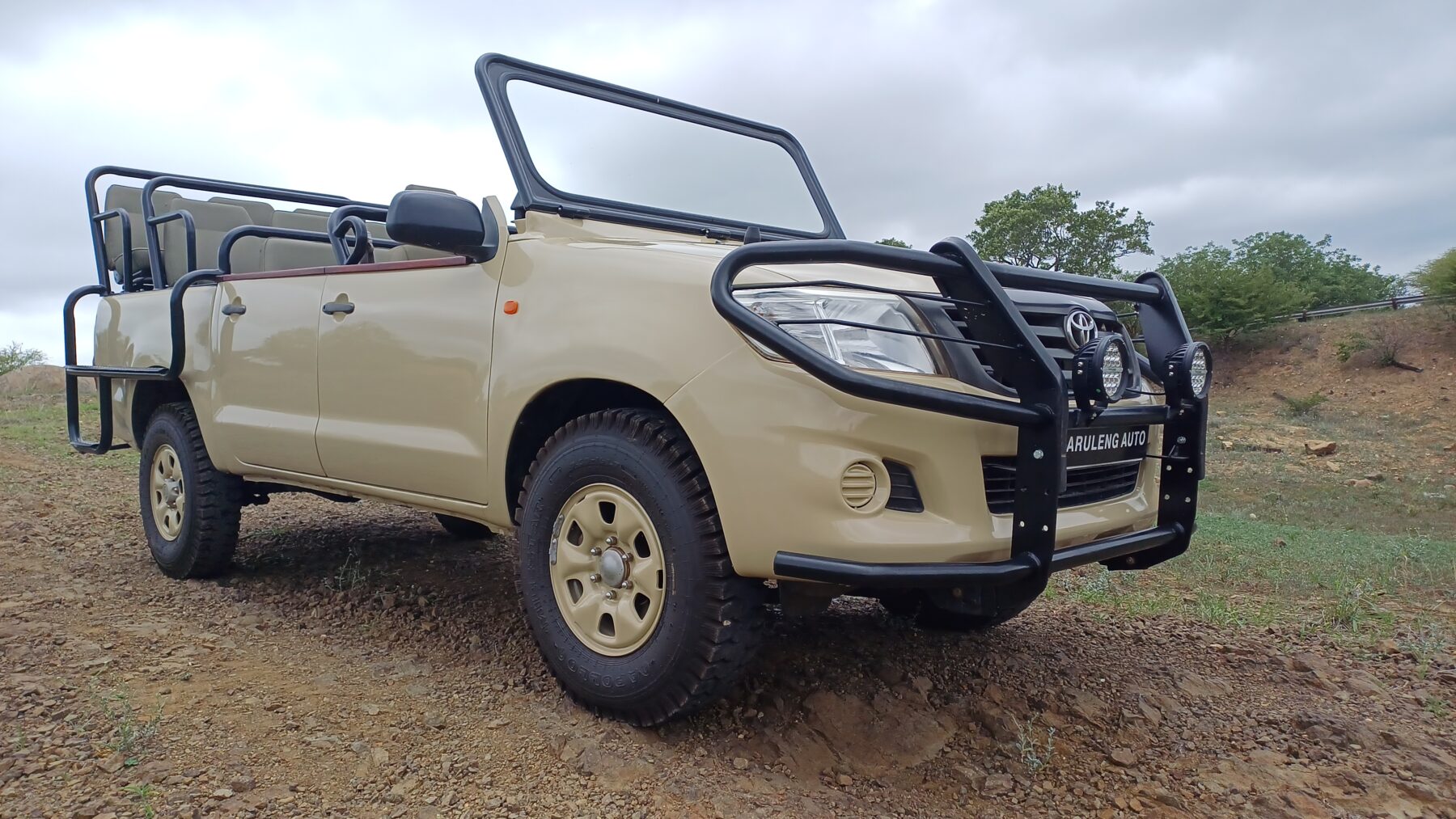 TOYOTA HILUX 2.5 D4D 4X4 GAME VIEWER for Sale in South Africa